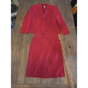 Vintage 2 Piece Les Copains 100%wool Red Skirt Suit